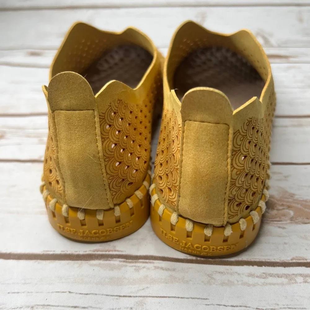 Ilse Jacobsen Tulip Slip On Loafer Mustard Yellow Scalloped Size 38 - 8 US